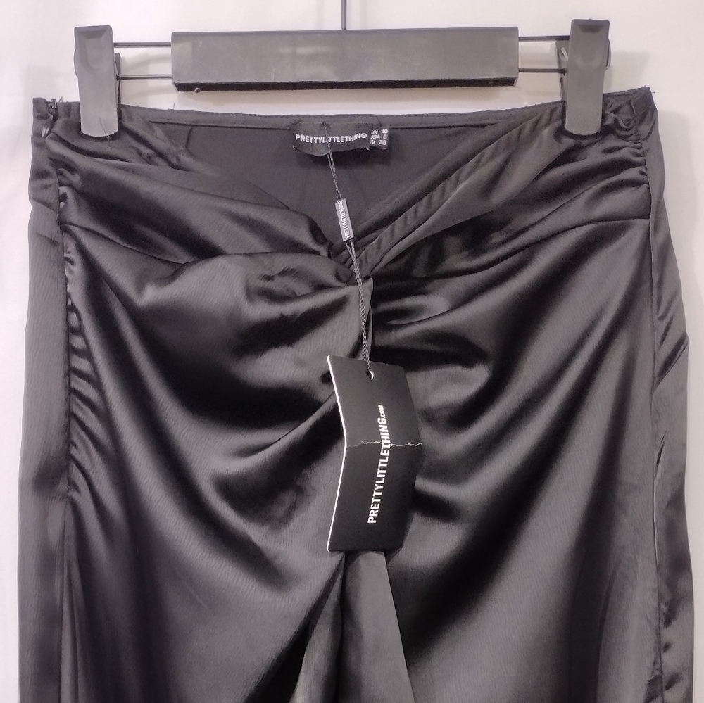 NWT Pretty Little Thing Satin Twist Front Midi Skirt Women's 6 Black Boho Retro - Picture 3 of 10